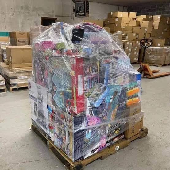 Buy mixed toy pallets for resale in the USA. Wholesale toy liquidation, Amazon return toys and branded kids inventory at $300. Nationwide shipping. Order now.